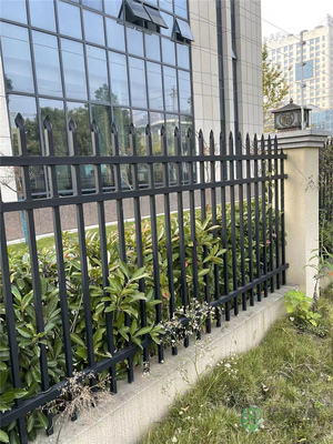 华夏锌钢写字楼围栏