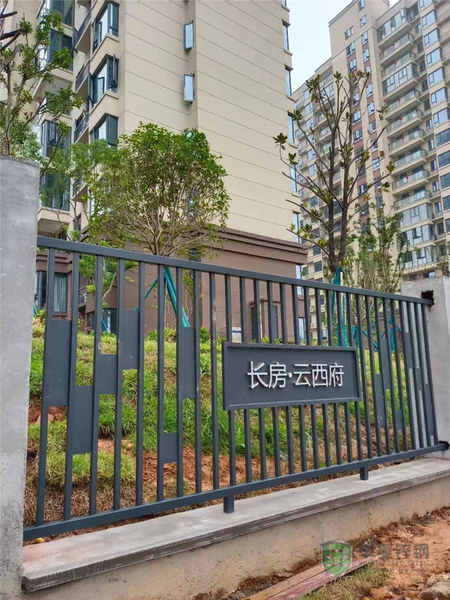 华夏锌钢焊接围栏