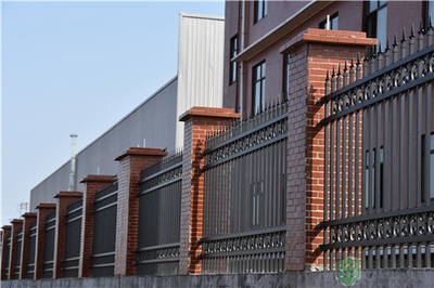 华夏锌钢厂房外围栏